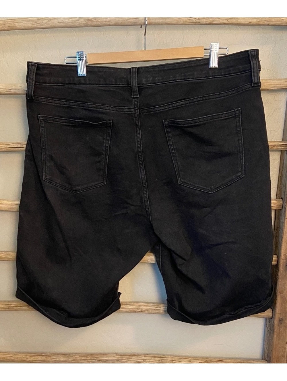 St. John's Bay Black Bermuda Shorts Size 16W - Picture 2 of 6